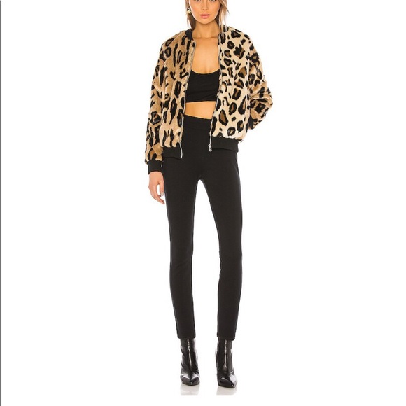 Uma Zip Up Jacket in Leopard - Picture 4 of 4